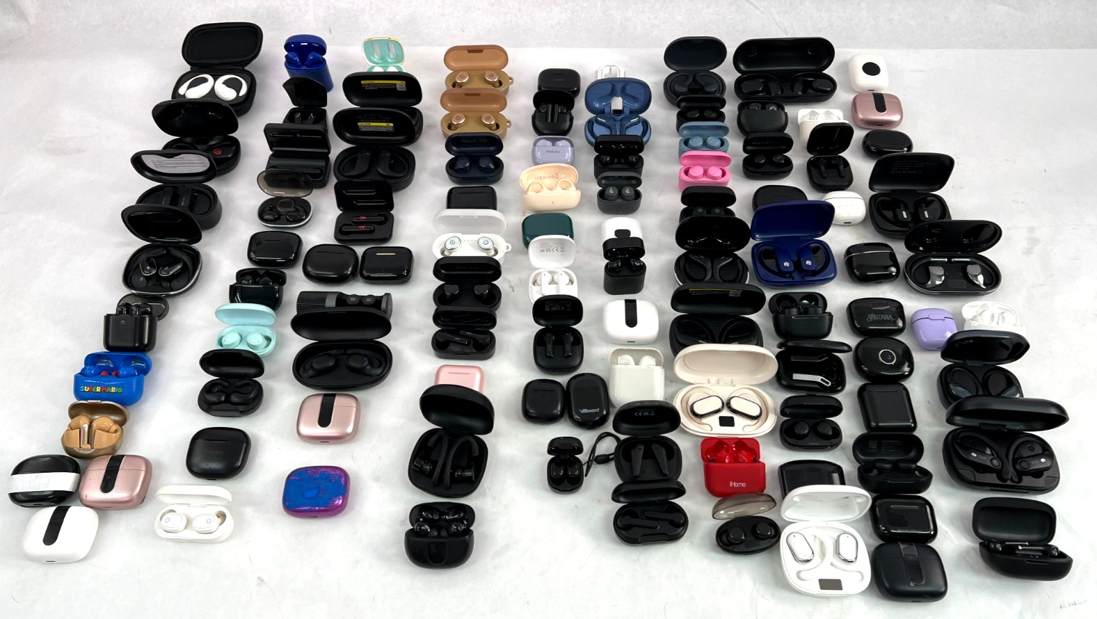 LOT OF 100 Lenovo ONN JLAB TOZO iHome Generic In-ear Bluetooth Earbuds (1)