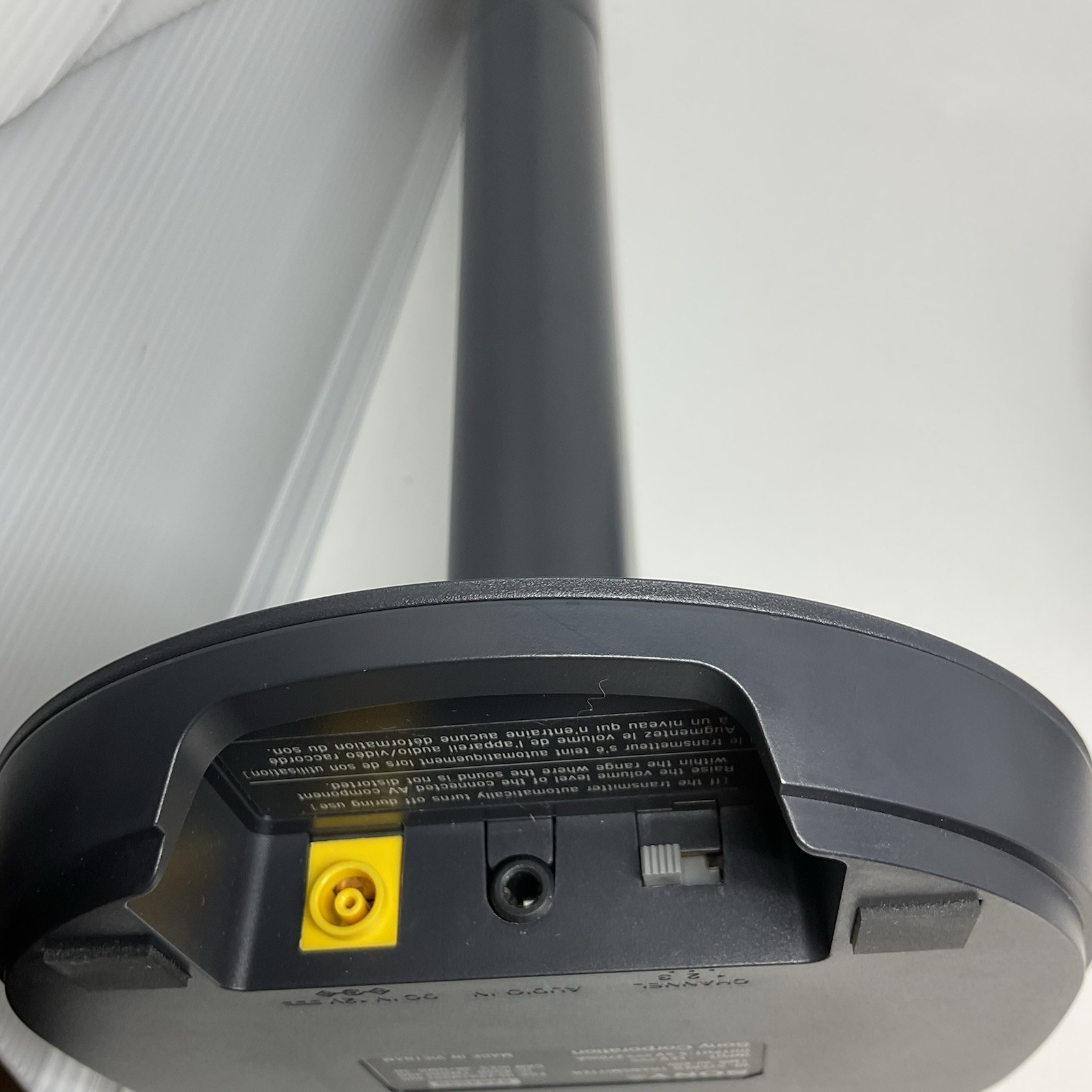 Sony WH-RF400 RF400 Wireless Home Theater Headphones – USED IN BOX