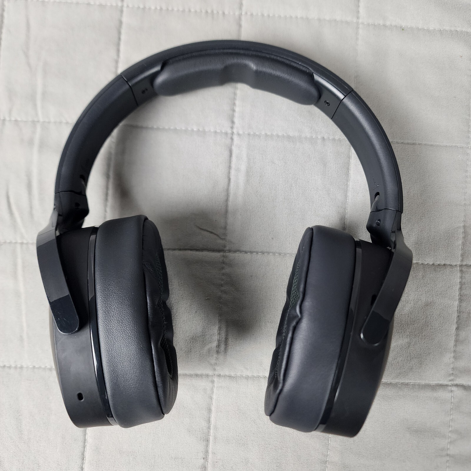 Skullcandy Hesh Evo Headphones Over-Ear Black Wireless Tile Built In Read*