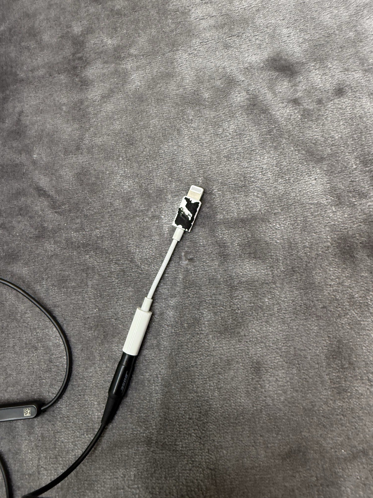 Bose Black On-Ear Wired Foldable Headphones In Black Wire Included