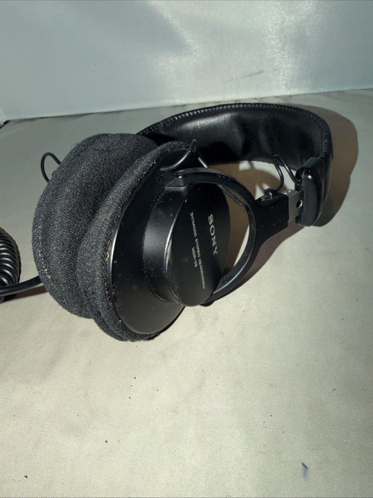 Sony MDR-V6 Over the Ear Headphones, Adjustable Head Band, Needs Ear Pads