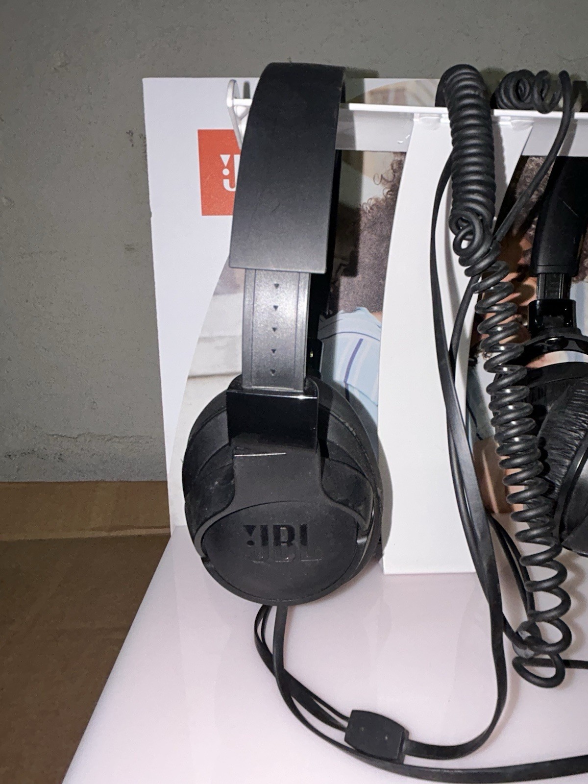 JBL Tune Series 600BTNC & 750BTNC Headphone Display Store Model Tested & Works