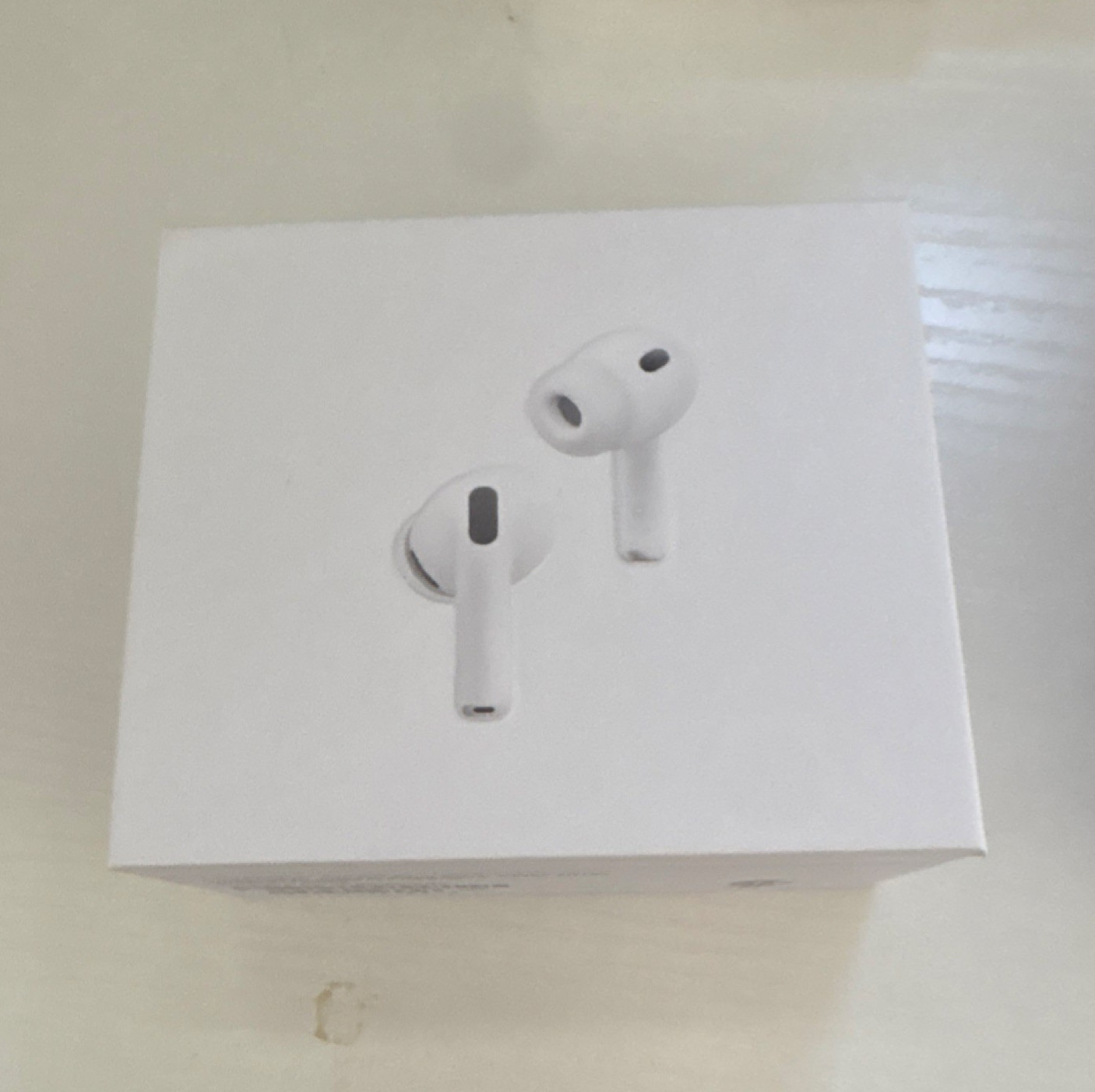 Apple AirPods Pro 3 In-Ear Wireless Earbuds, White, Charging Case, Bluetooth