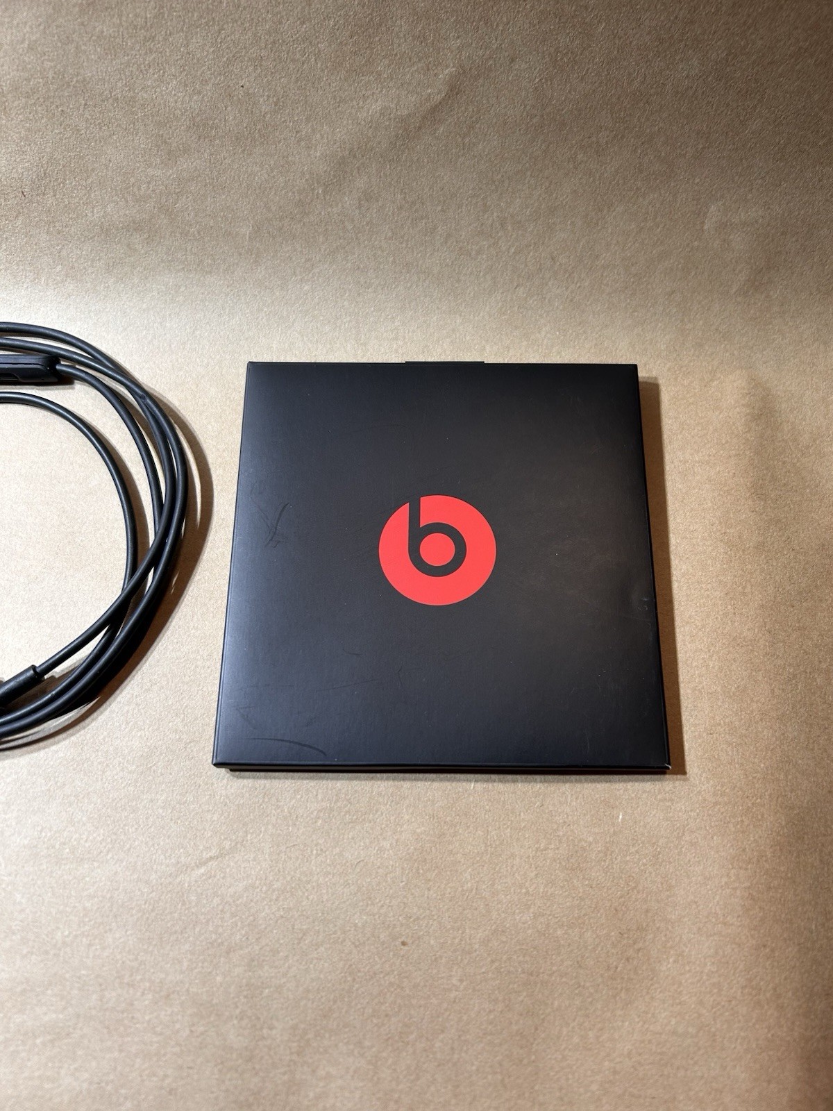 Beats by Dr. Dre Solo3 Over the Ear Headphone – Gloss Black Clean Condition