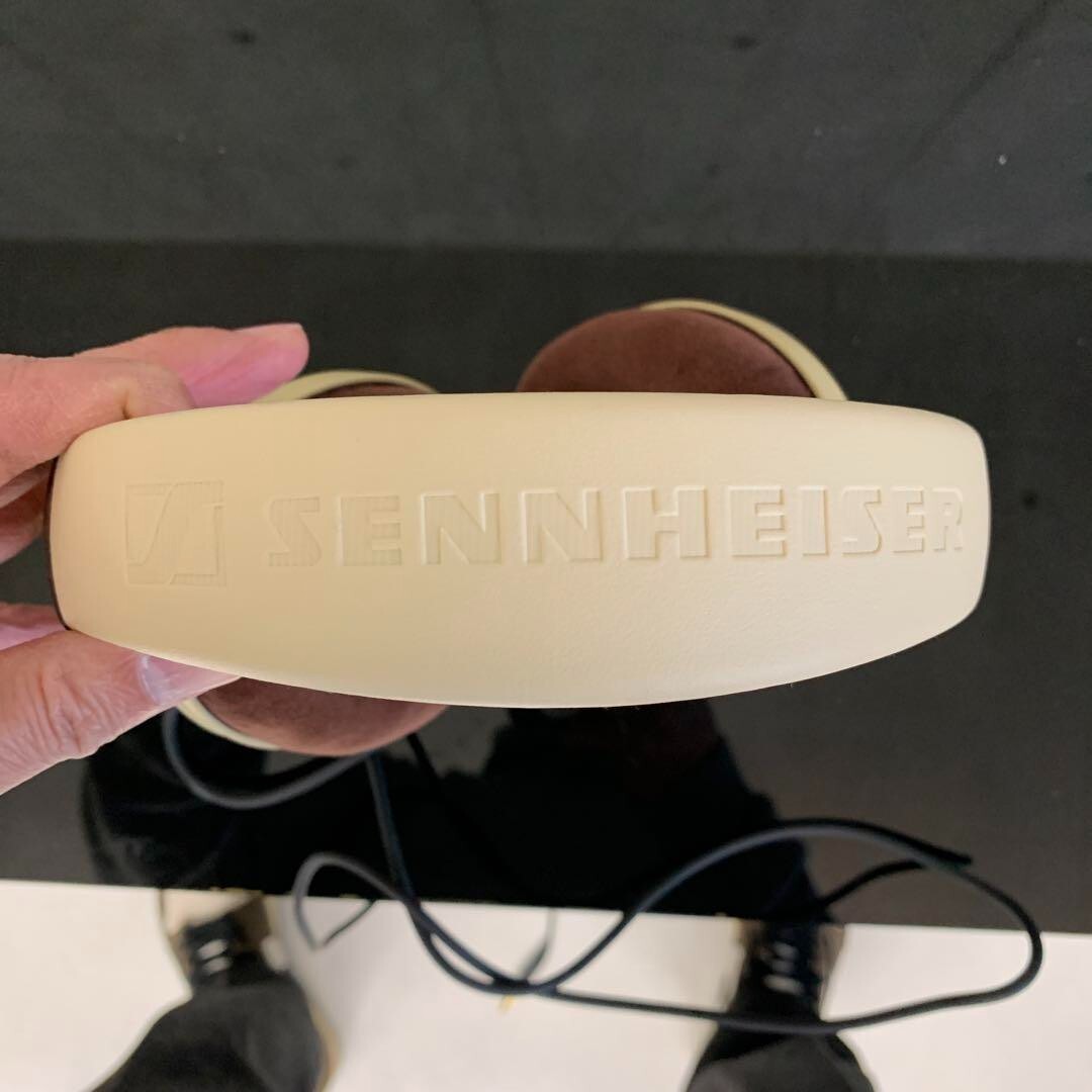 SENNHEISER HD598 Open type headphones Tested