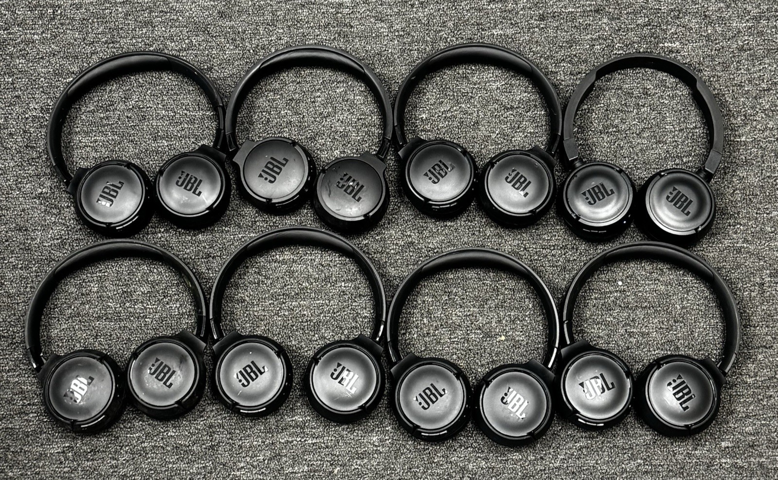 [LOT OF 8] JBL Tune 520BT Wireless On-Ear Headphones Bluetooth – Black