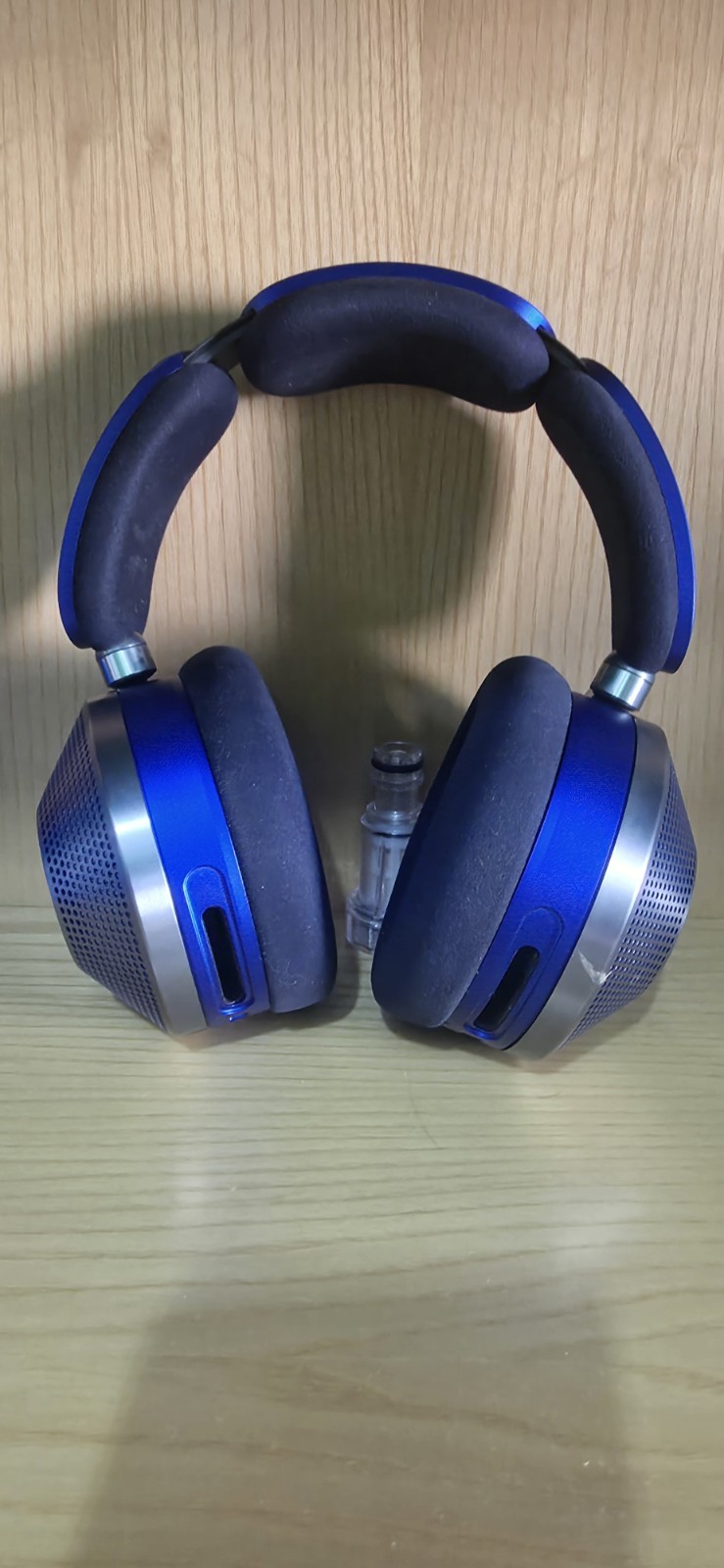 Dyson Zone Absolute+ Headphones with airpurifyng