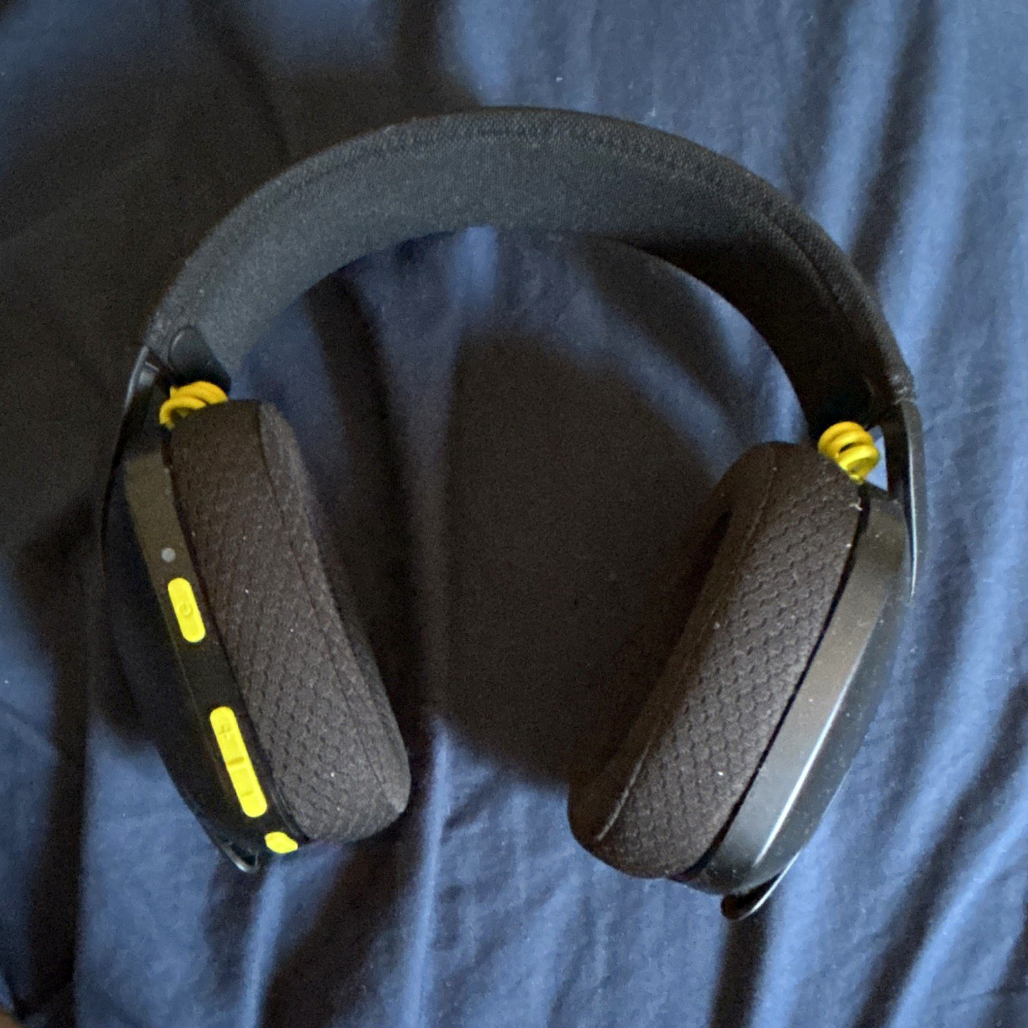 Logitech G435 Wireless Gaming Headset Black/Yellow, Bluetooth Over-Ear