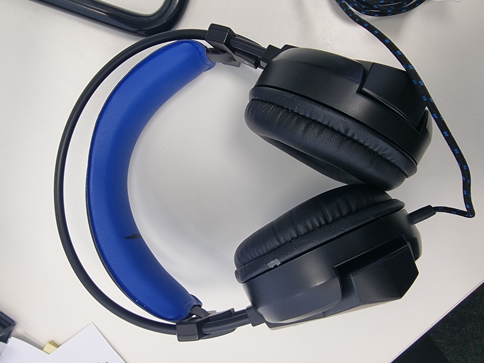Used Bluetooth Headphone Black And Blue