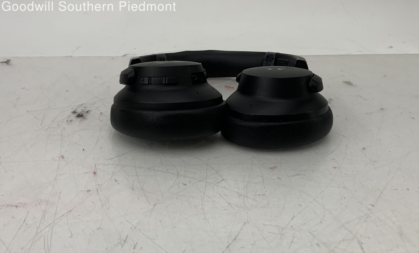 SoundCore Q20I A3004 Wireless Over-Ear Headphones in Case – Tested