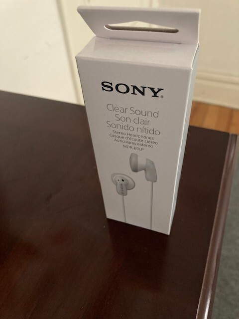Sony Clear Sound Stereo Wired Earbuds Headphones1.5mm White