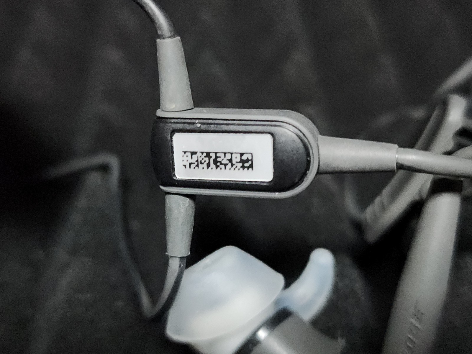 Bose SoundTrue Ultra in-ear Headphones Headsets 3.5mm Jack- Charcoal Black Used
