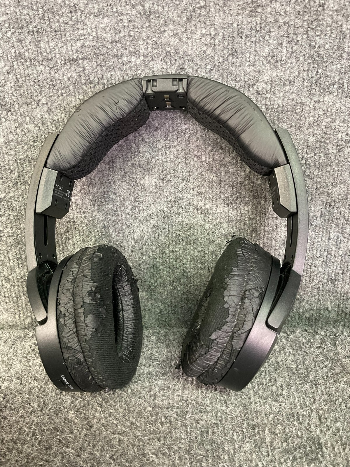 Sony MDR-RF985RK Wireless RF Over Ear Headphones Stereo Transmitter Used