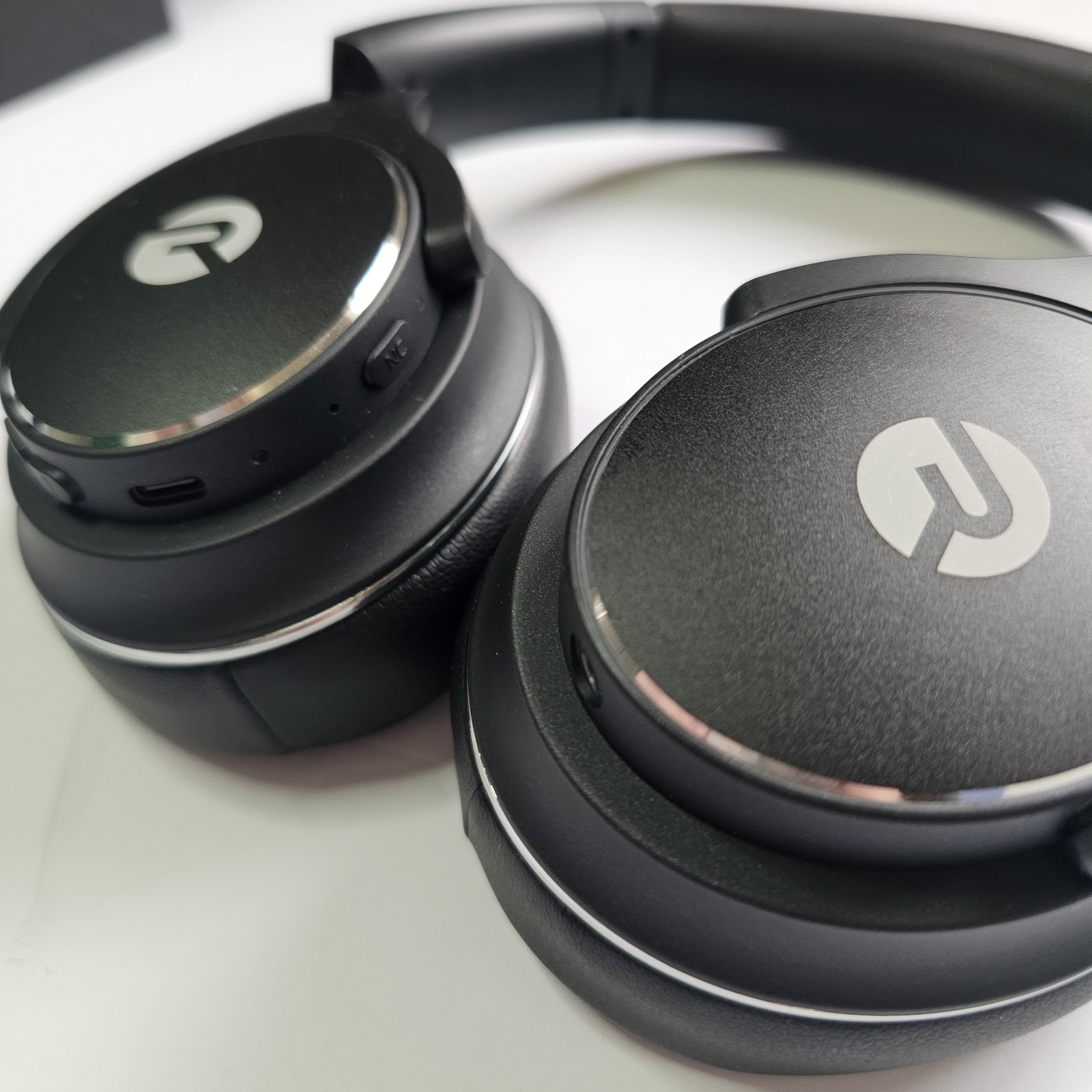 Raycon The Everyday RBH820 Black ANC Wireless Bluetooth Over Ear Headphones