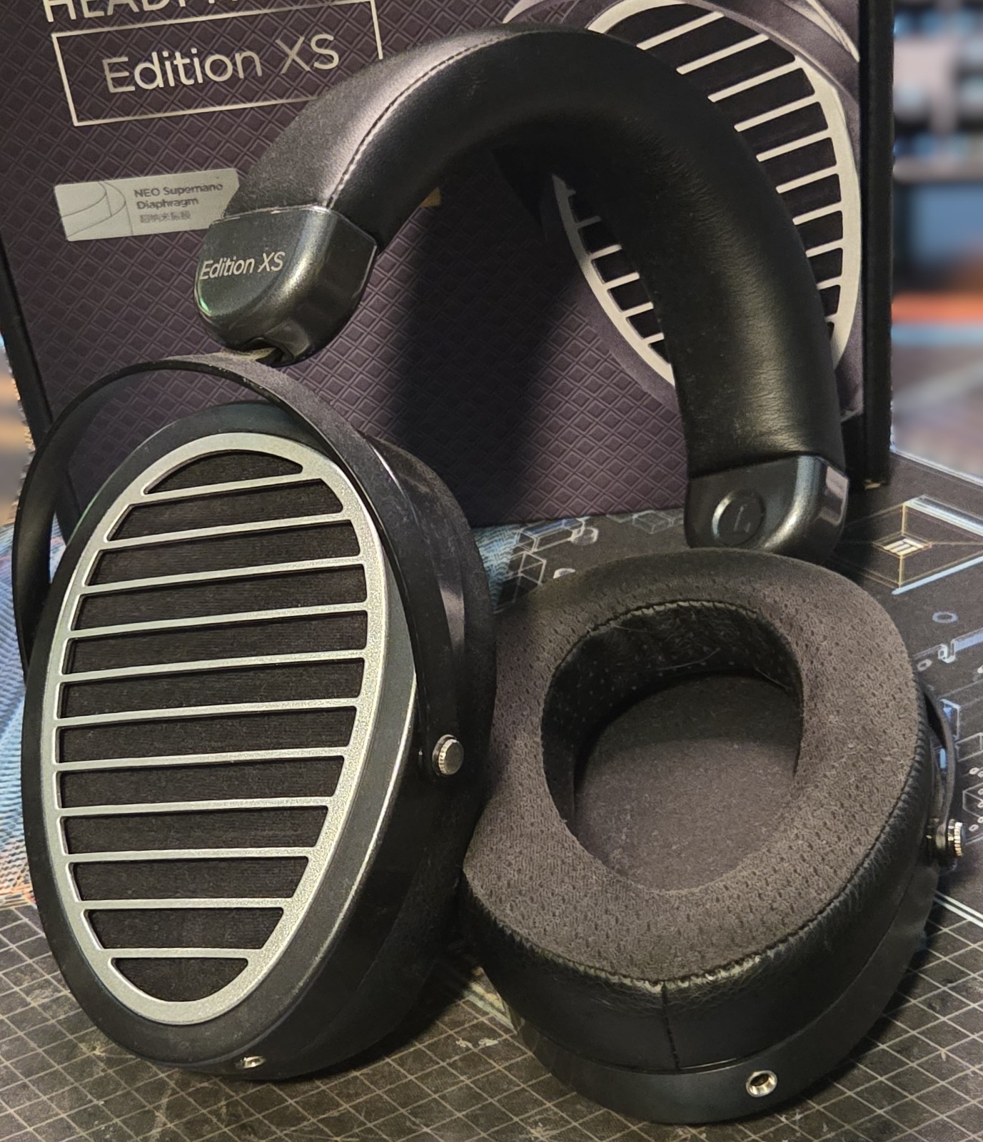 HIFIMAN Edition XS Over Ear Headphones – Black + TRS and XLR Cables