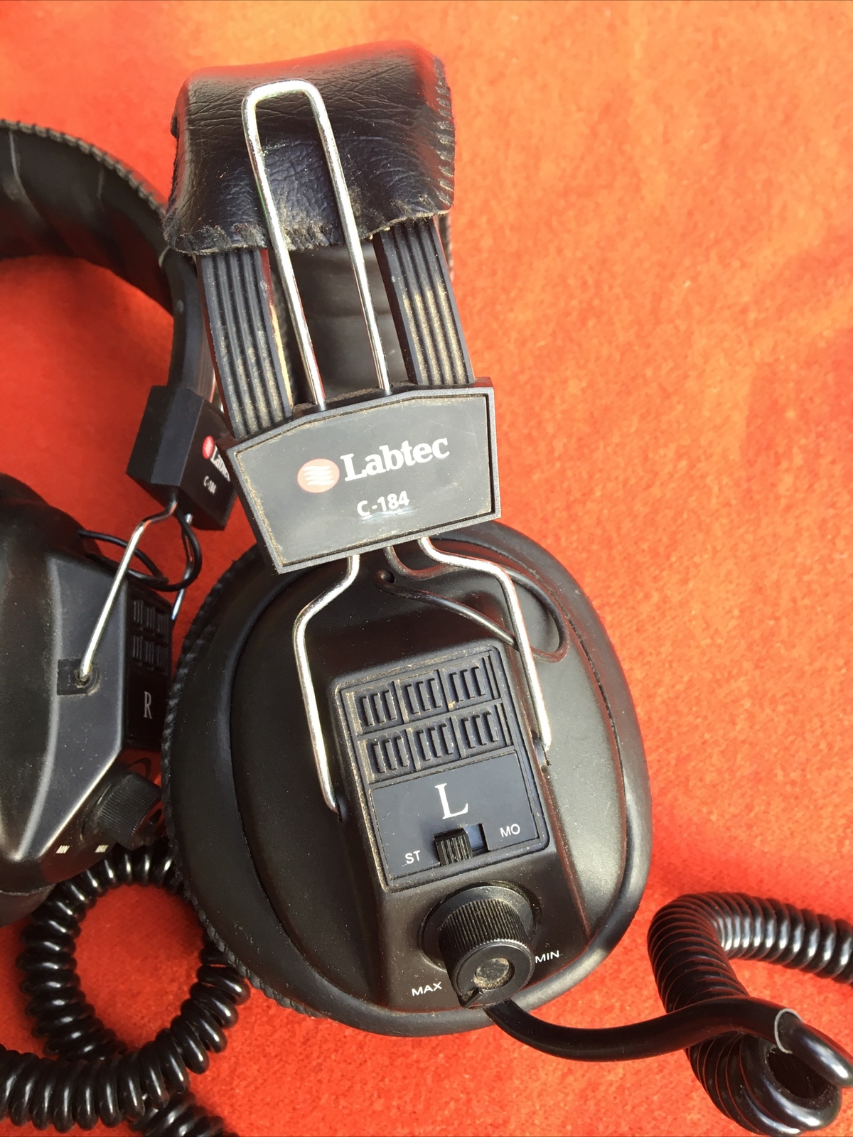 Labtec C-184 Stereo Headphones over the ear pair