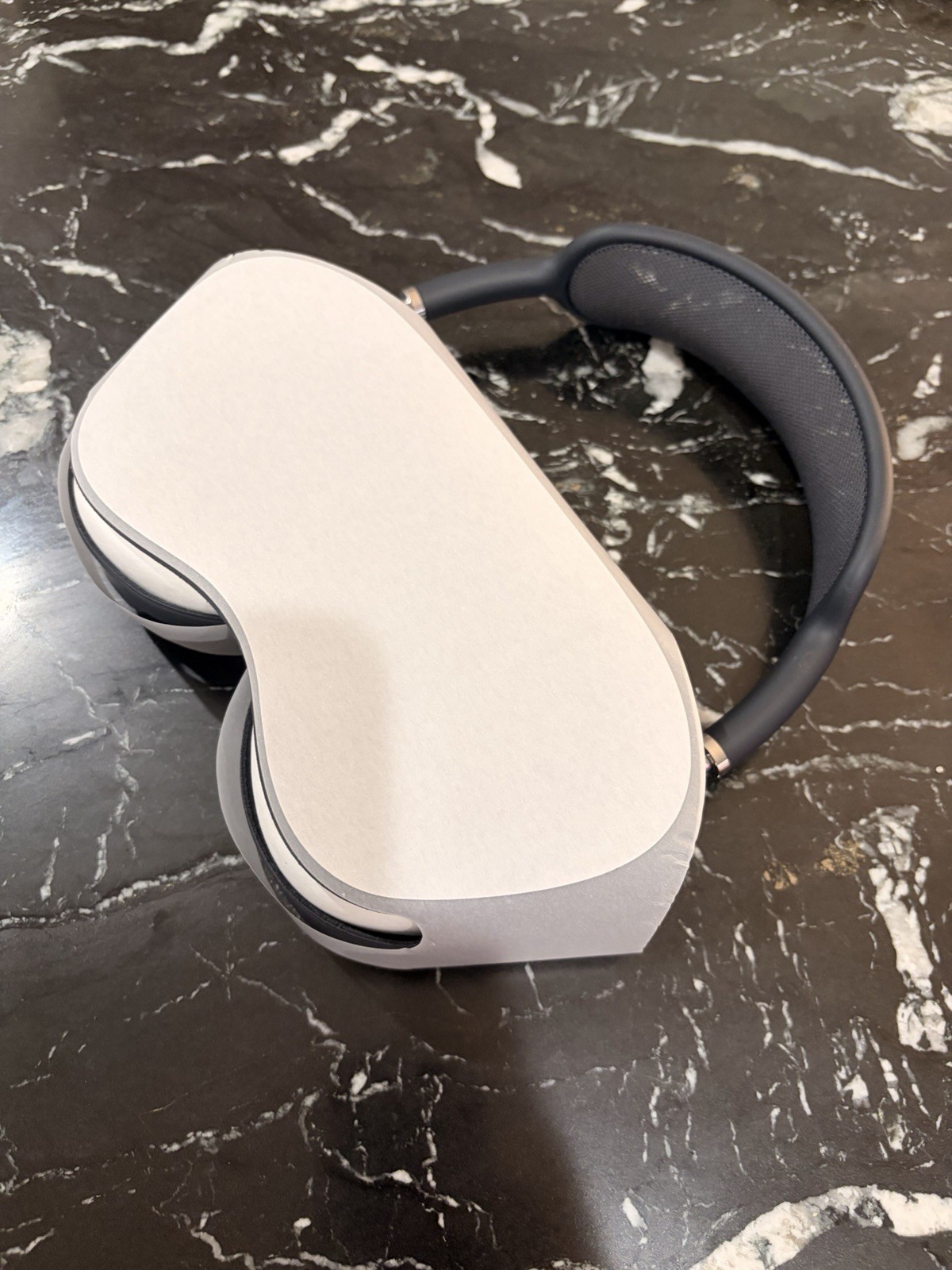 Apple AirPods Max 2 (2026) Wireless Headphones Midnight –Model A3454 –NEW-NO BOX