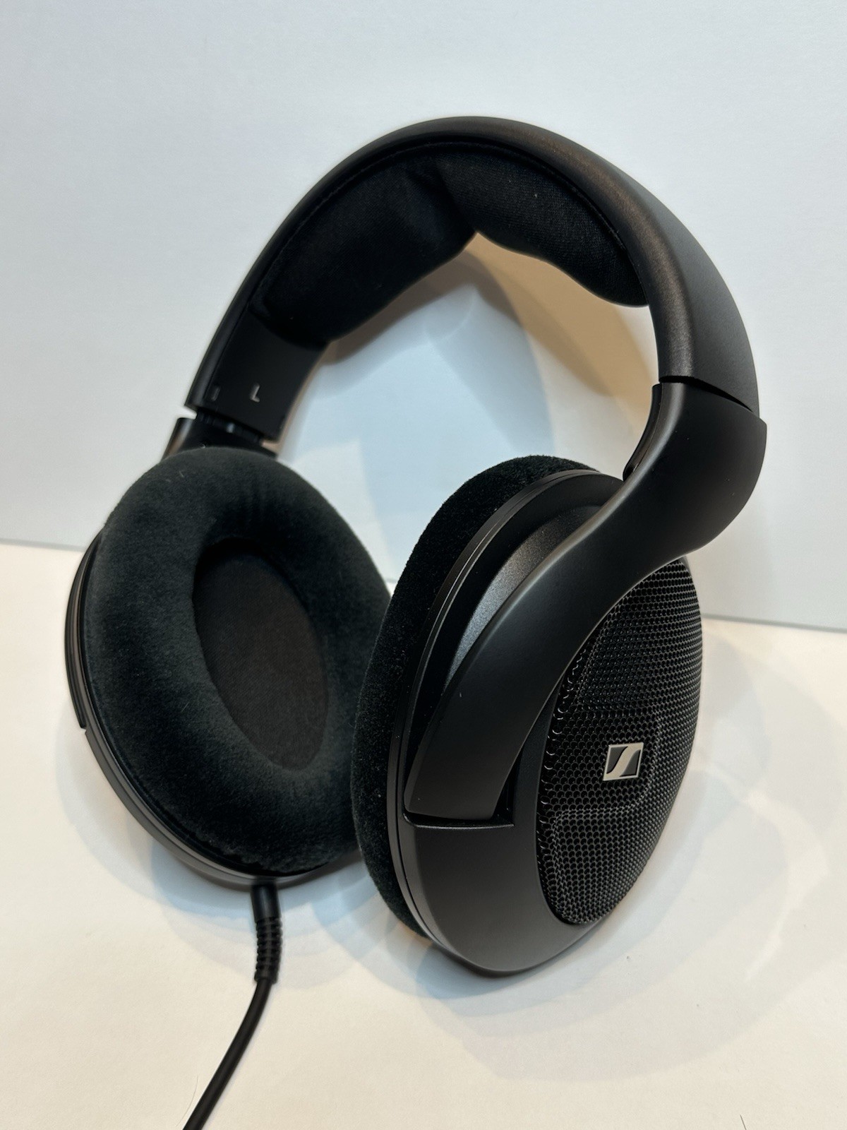 Sennheiser HD 560S Open-Back Audiophile Wired Headphones Perfect Condition OBO