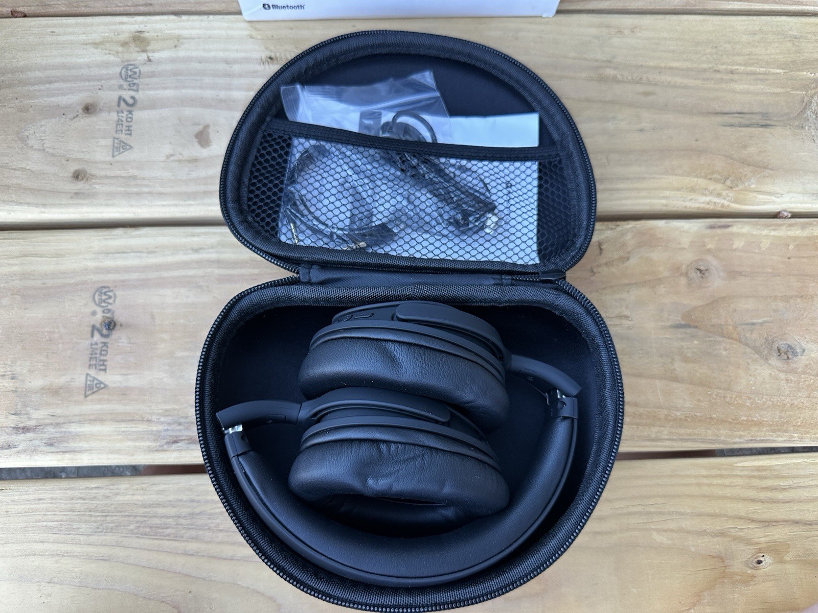 Monoprice Bt-300anc Wireless Over Ear Headphones With Active Noise Cancelling