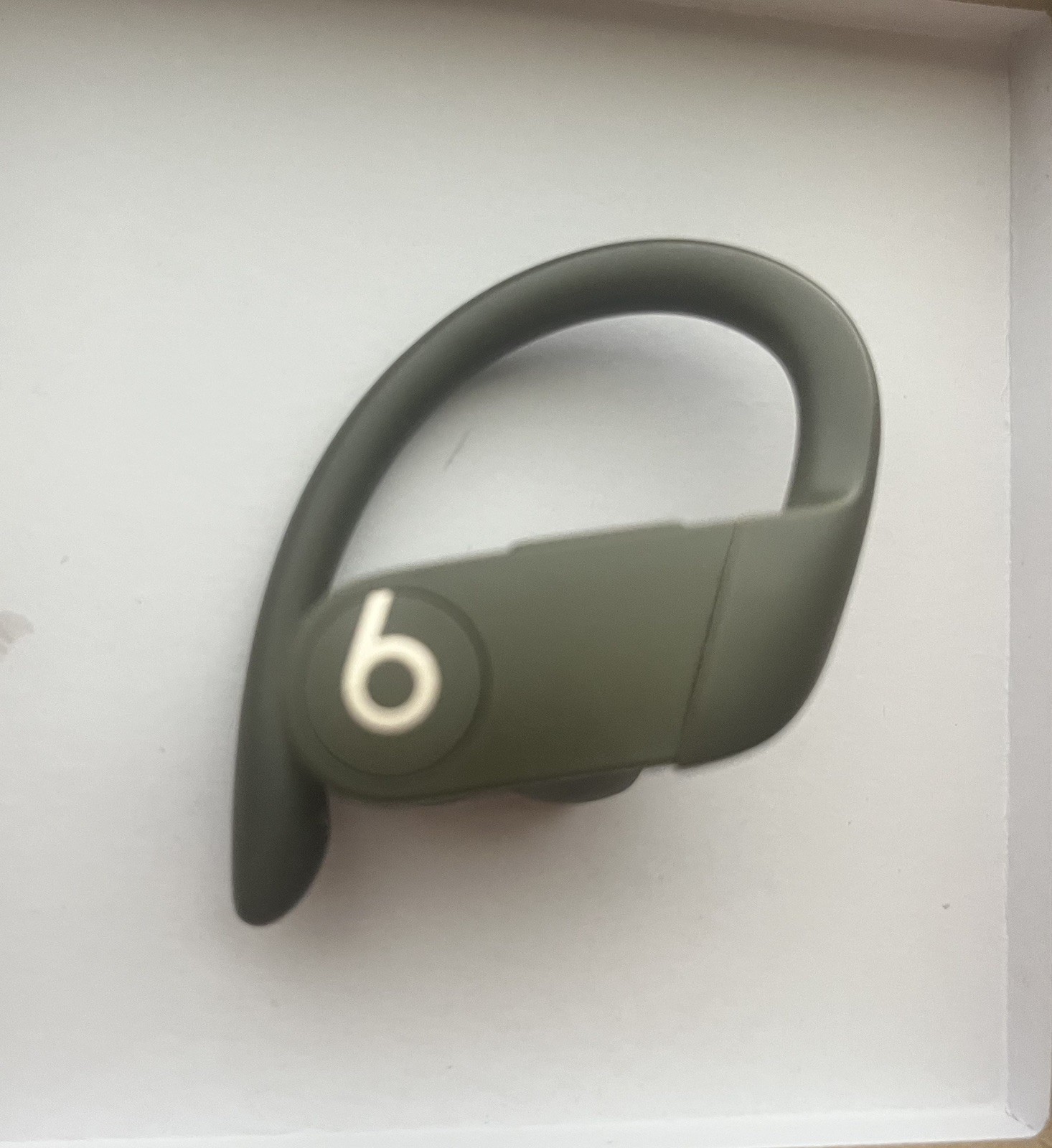 Beats by Dr. Dre Powerbeat Pro Replacement RIGHT Ear-Hook Headphone MOSS A2048