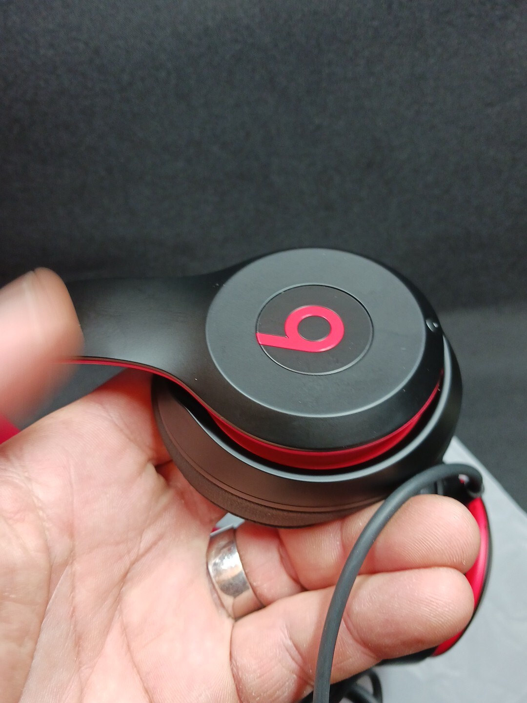 NEW! Beats by Dre Solo3 Wired Headphones Black and Red DEMO VERSION!!! READ!