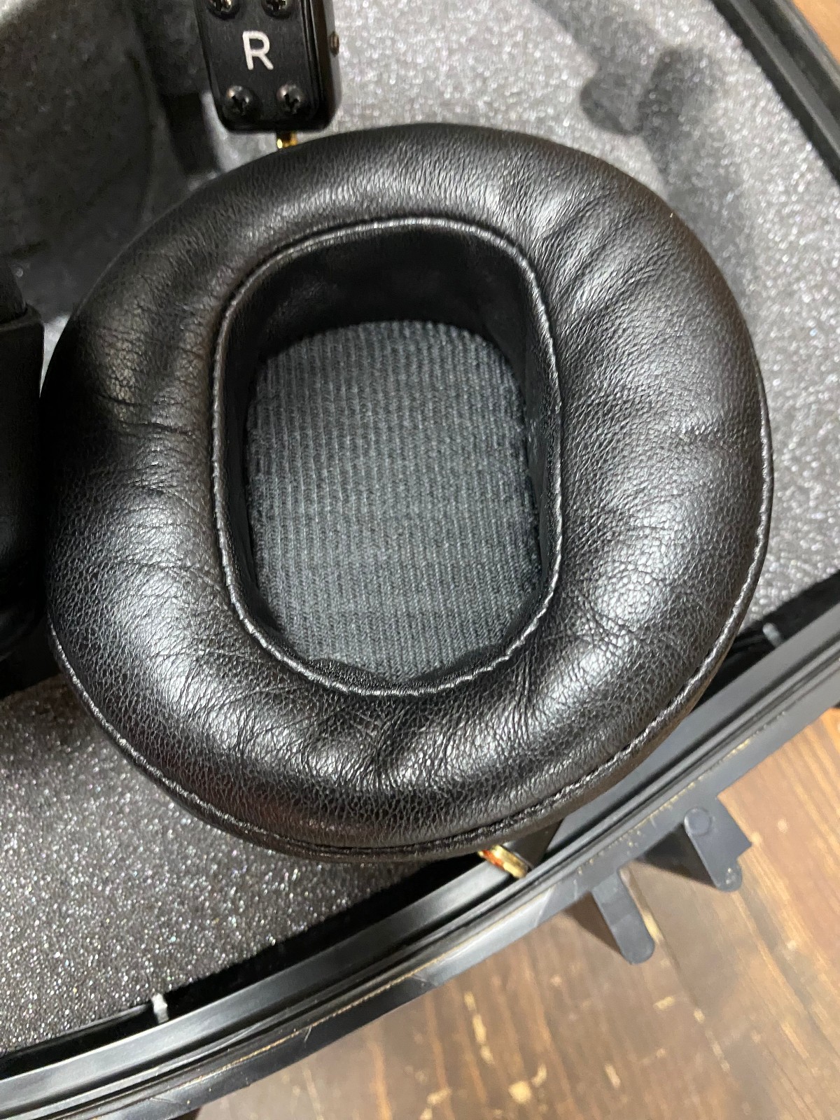 Audeze LCD-4z Planar Magnetic Headphones | USED/GREAT | Open Back | Hard Case