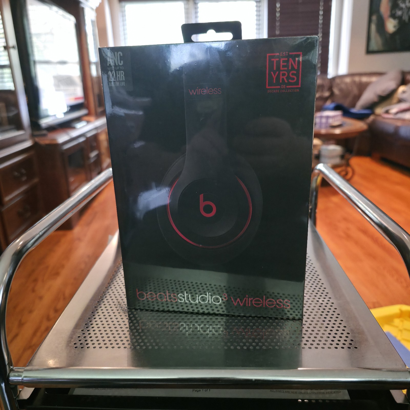 Beats By Dr Dre Studio3 Wireless Headphones Black / Red Brand New and Sealed