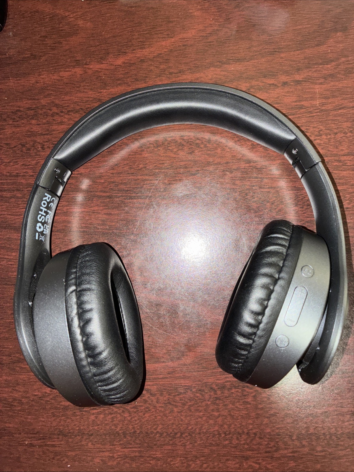Rohs TP 19 Wireless Bluetooth Heavy Bass Stereo Folding Over The Ear Headphones