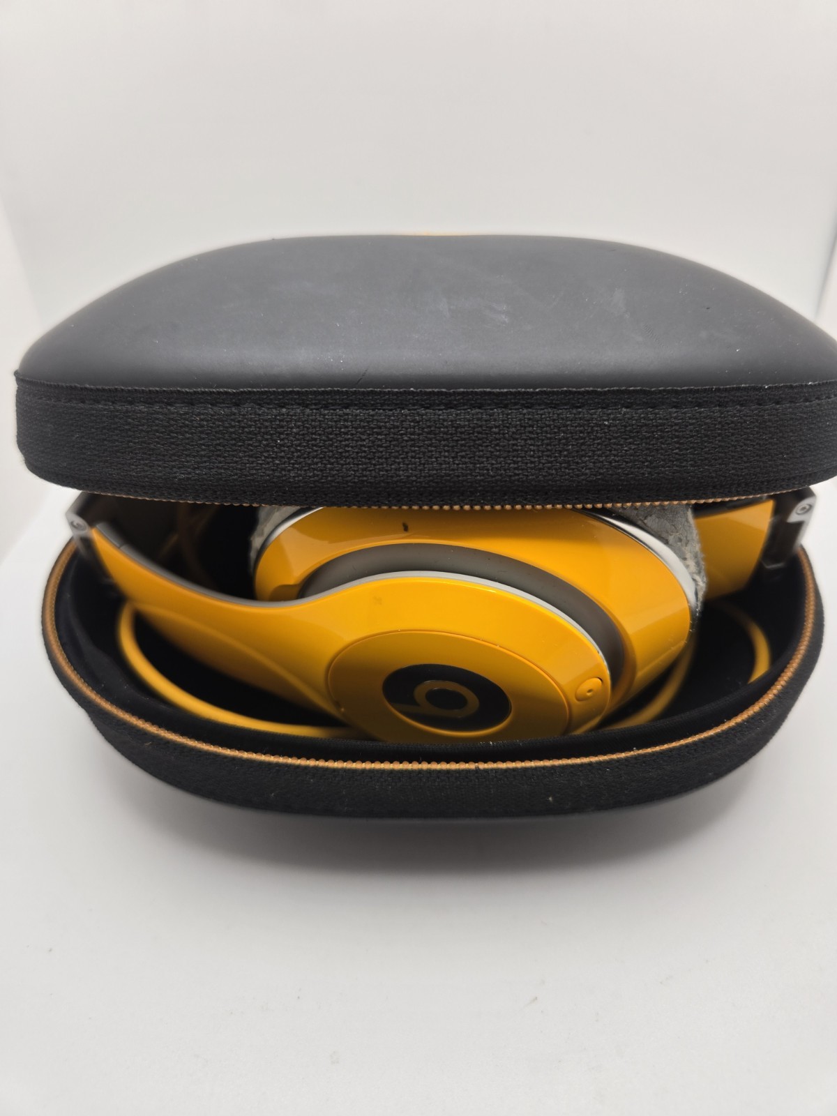 Pre-owned rare Beats Studio 2.0 Wired Limited Edition Orange Headphones tested