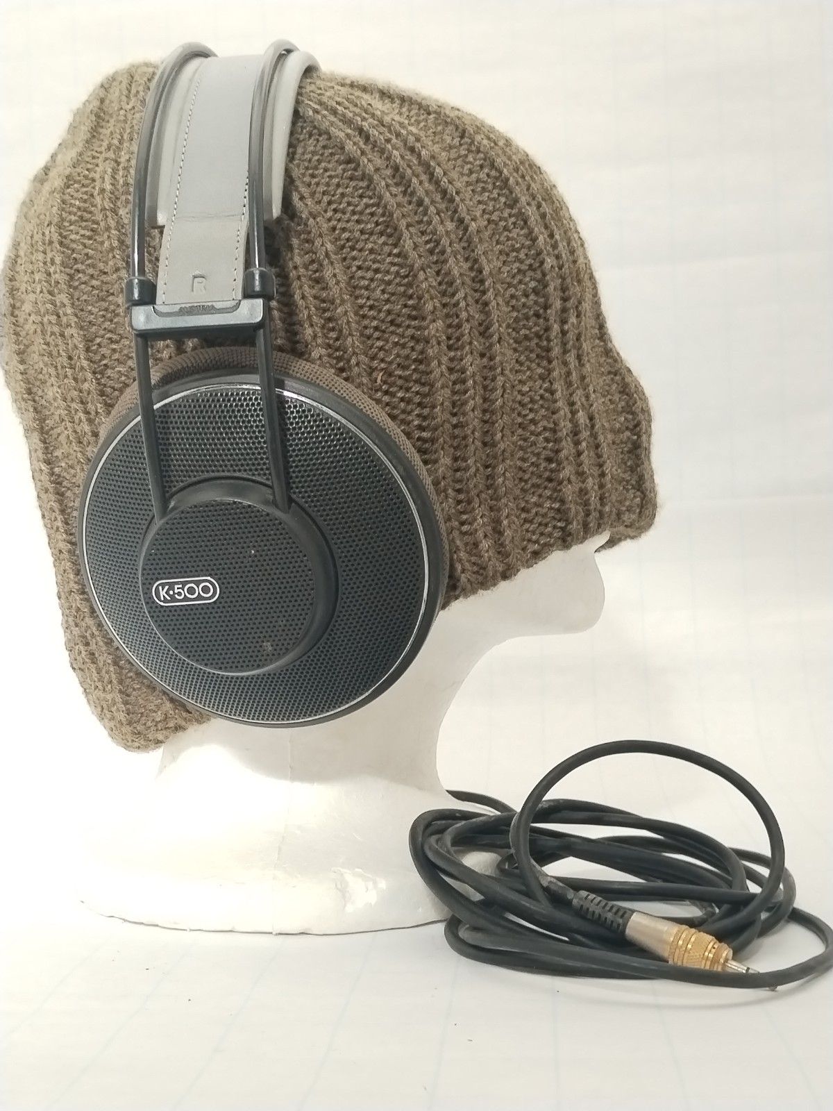 AKG K500 Vintage Open Back Headphones Austria 120 Ohm 1/4” Plug