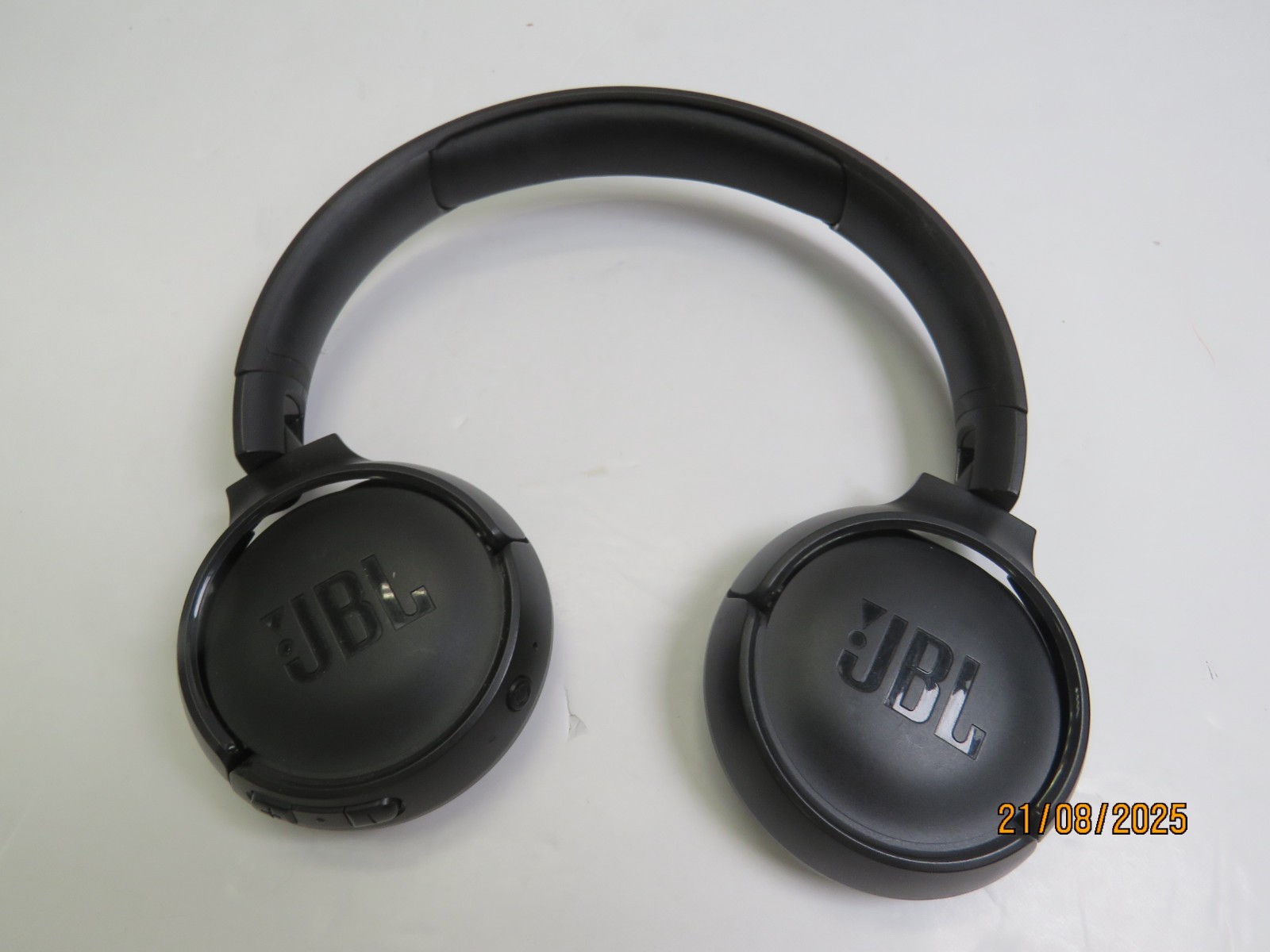 JBL Tune 500BT Wireless On-Ear Headphones – Black [DX134]