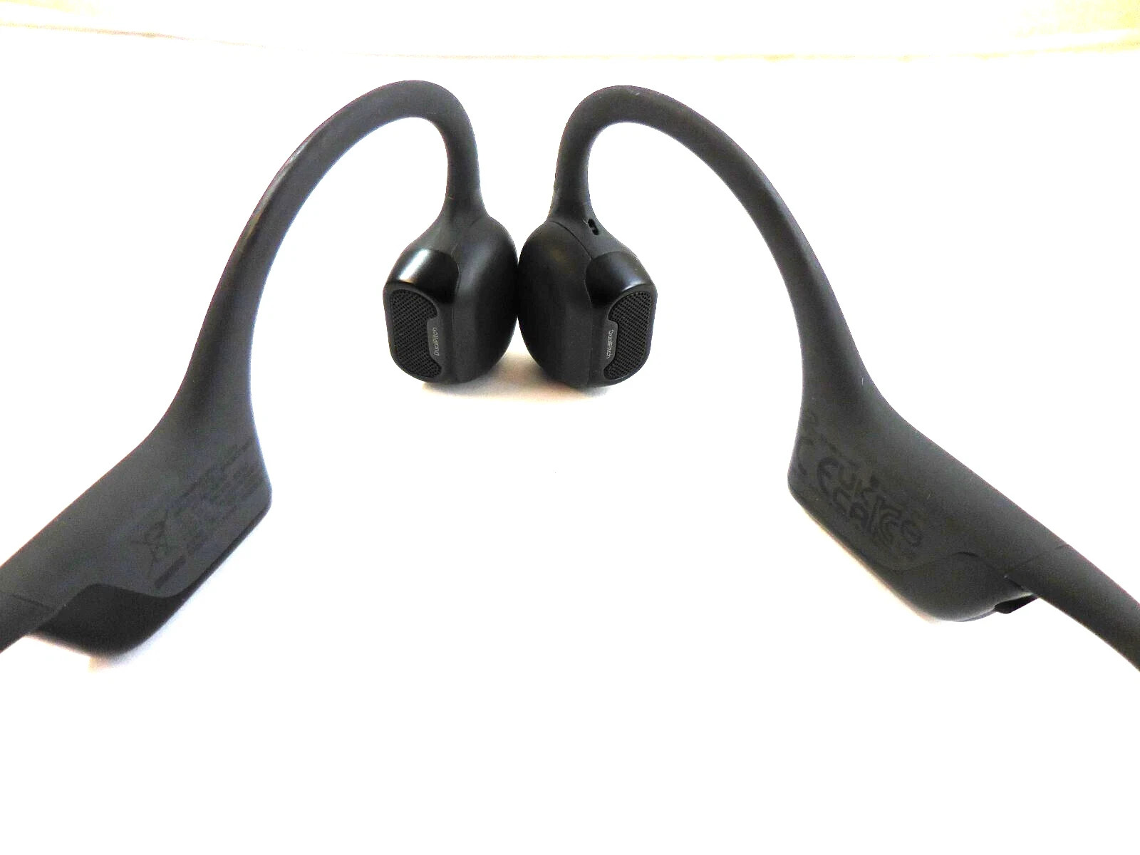 Shokz OpenRun Pro 2 Bone Conduction Open-Ear Headphones -Black (S820) With Issue