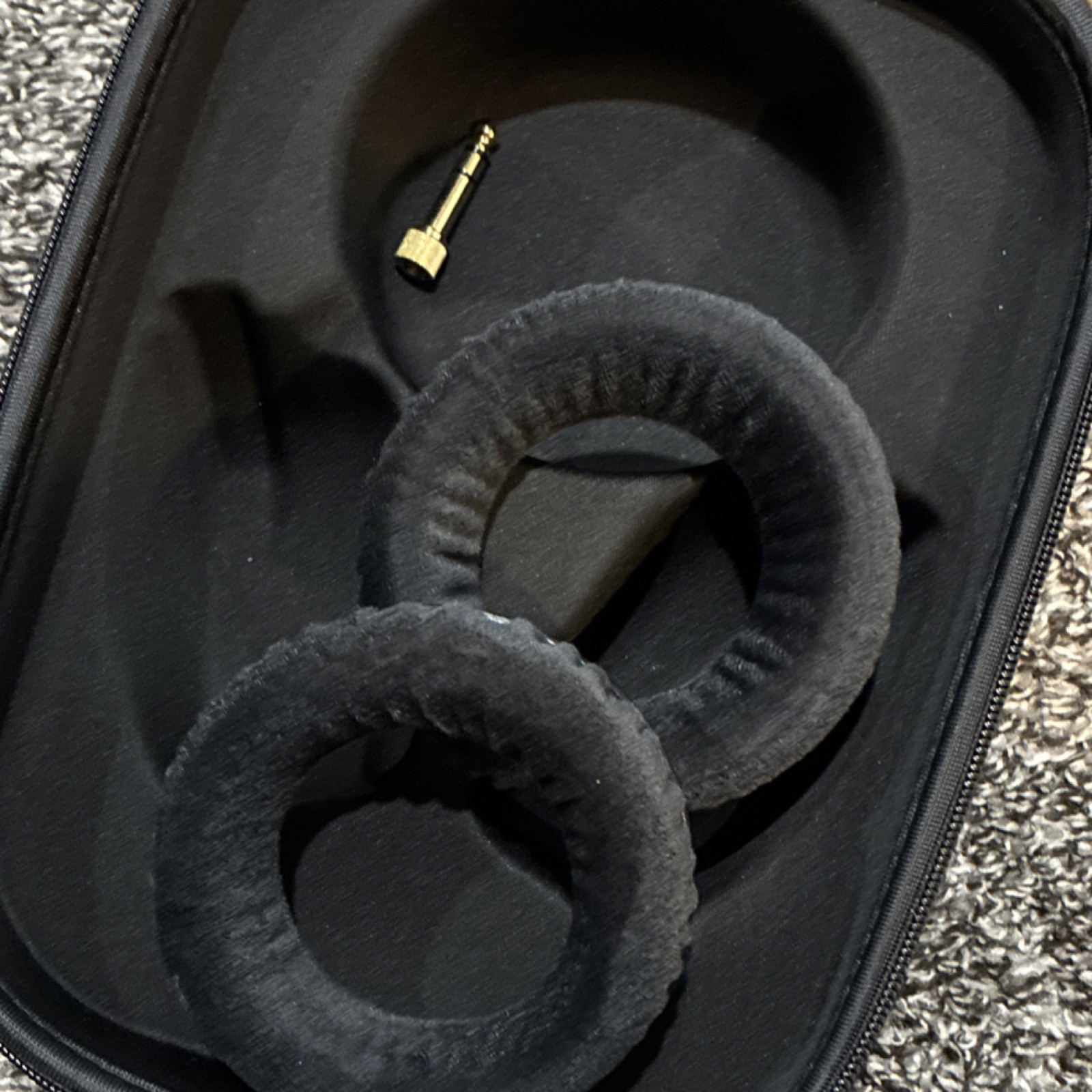 beyerdynamic DT 1990 PRO Black Over-Ear Headband Headphones Double Earpieces