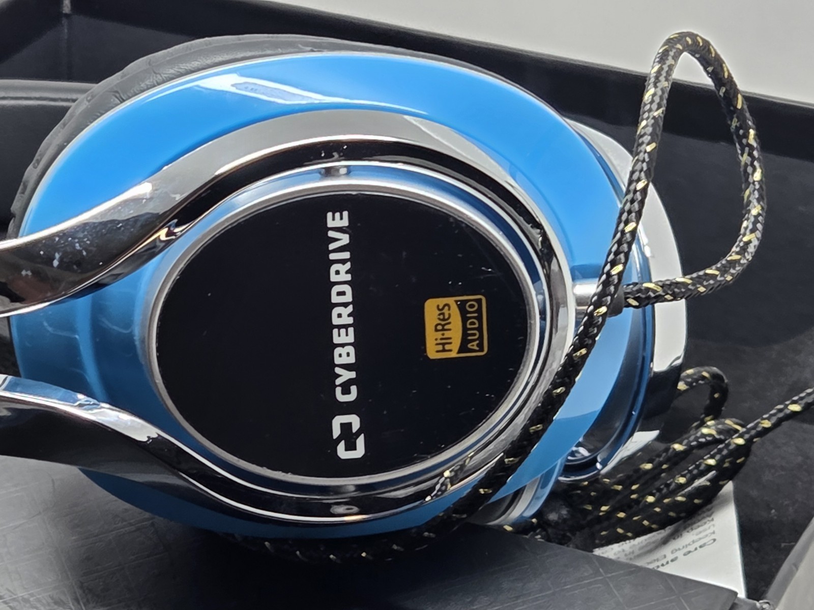 Cyberdrive Hi-Res Hybrid Dual Driver Over-Ear Headphones Blue Open Box Complete