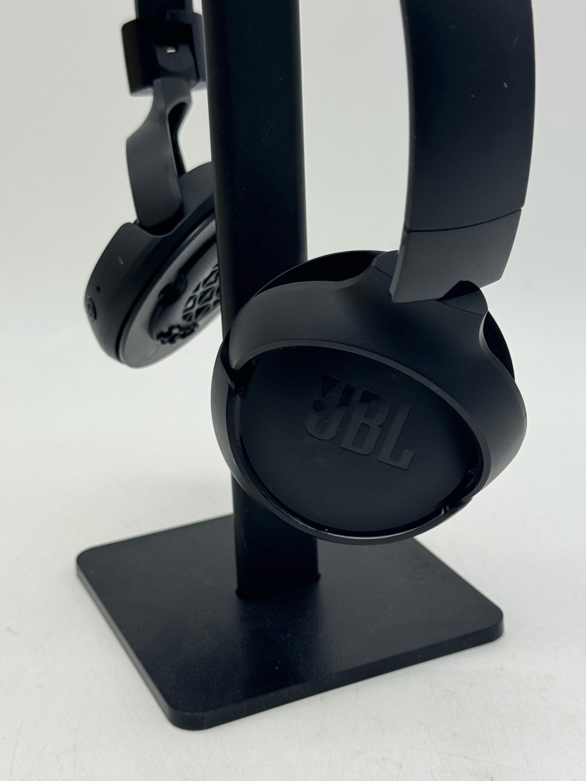 (BROKEN) JBL Tune 520BT Wireless On-Ear JBLT520BTBLKAM BT 5.3 Pure Bass