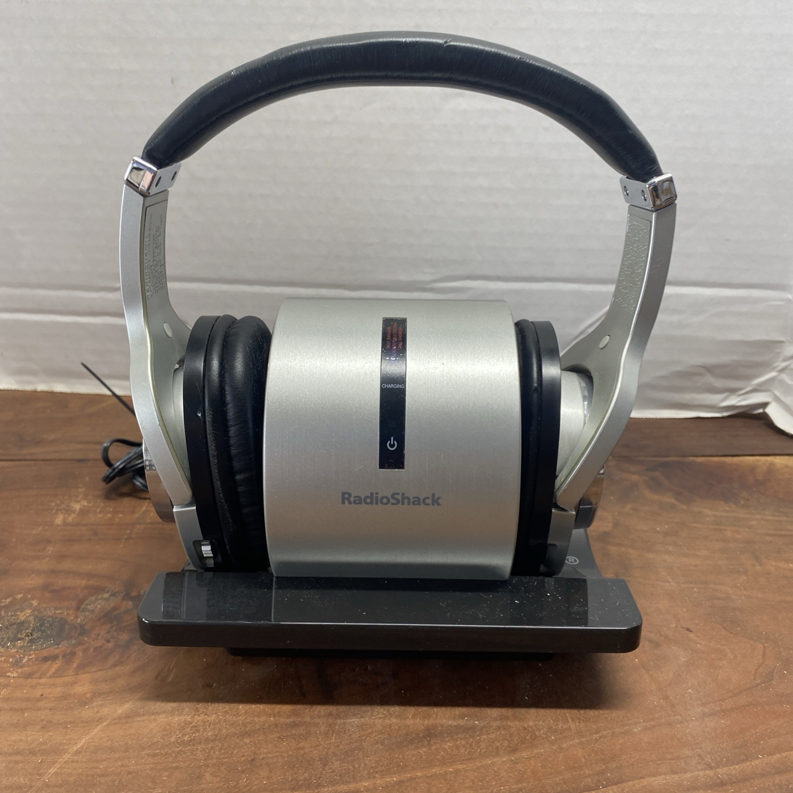 Radio Shack 2.4 GHz Digital Wireless Headphones MODEL #33-103