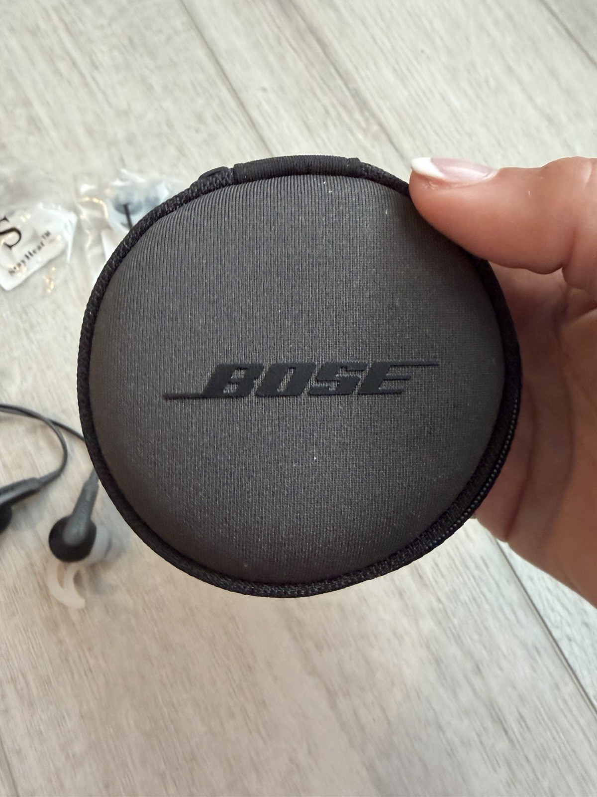 Bose SoundSport Wired 3.5mm Jack Earbuds In-ear Black With Case