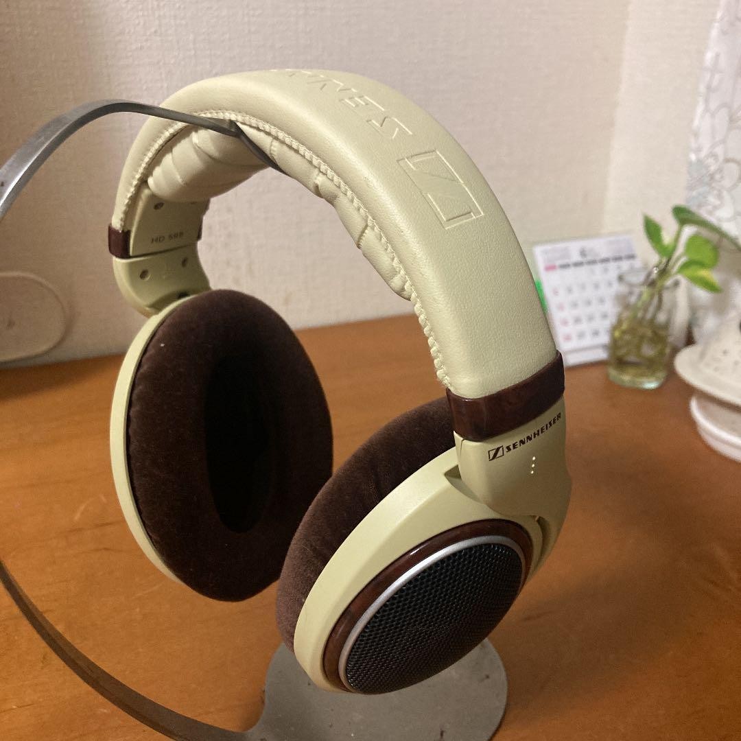 SENNHEISER HD 598 [Famous Pudding]
