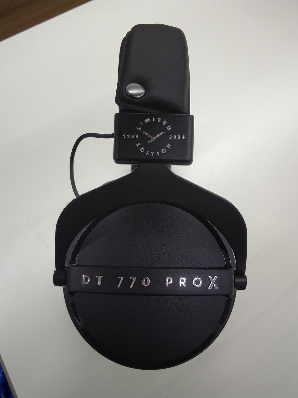 Beyerdynamic DT 770 PRO X Limited Edition Closed Over-Ear Headphones 32Ω