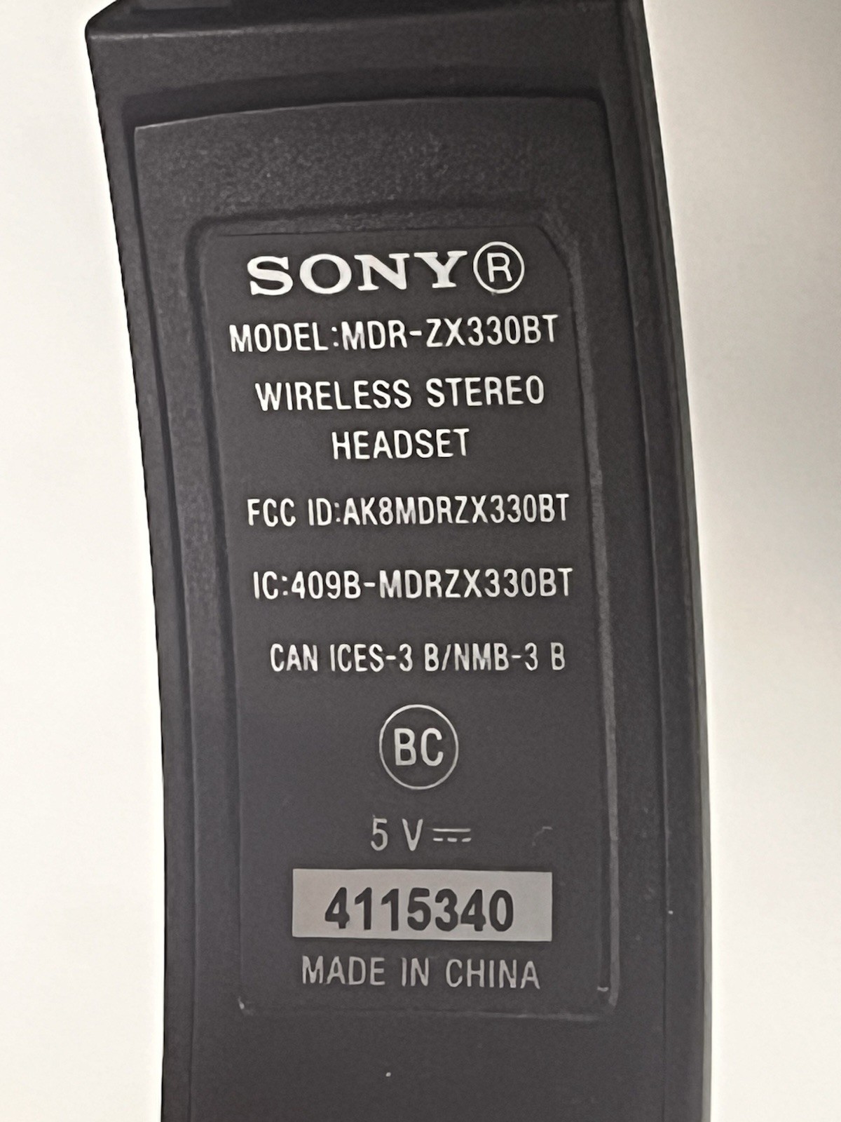 Sony MDR-ZX330BT Wireless Stereo Headset Headphones Black Excellent Condition