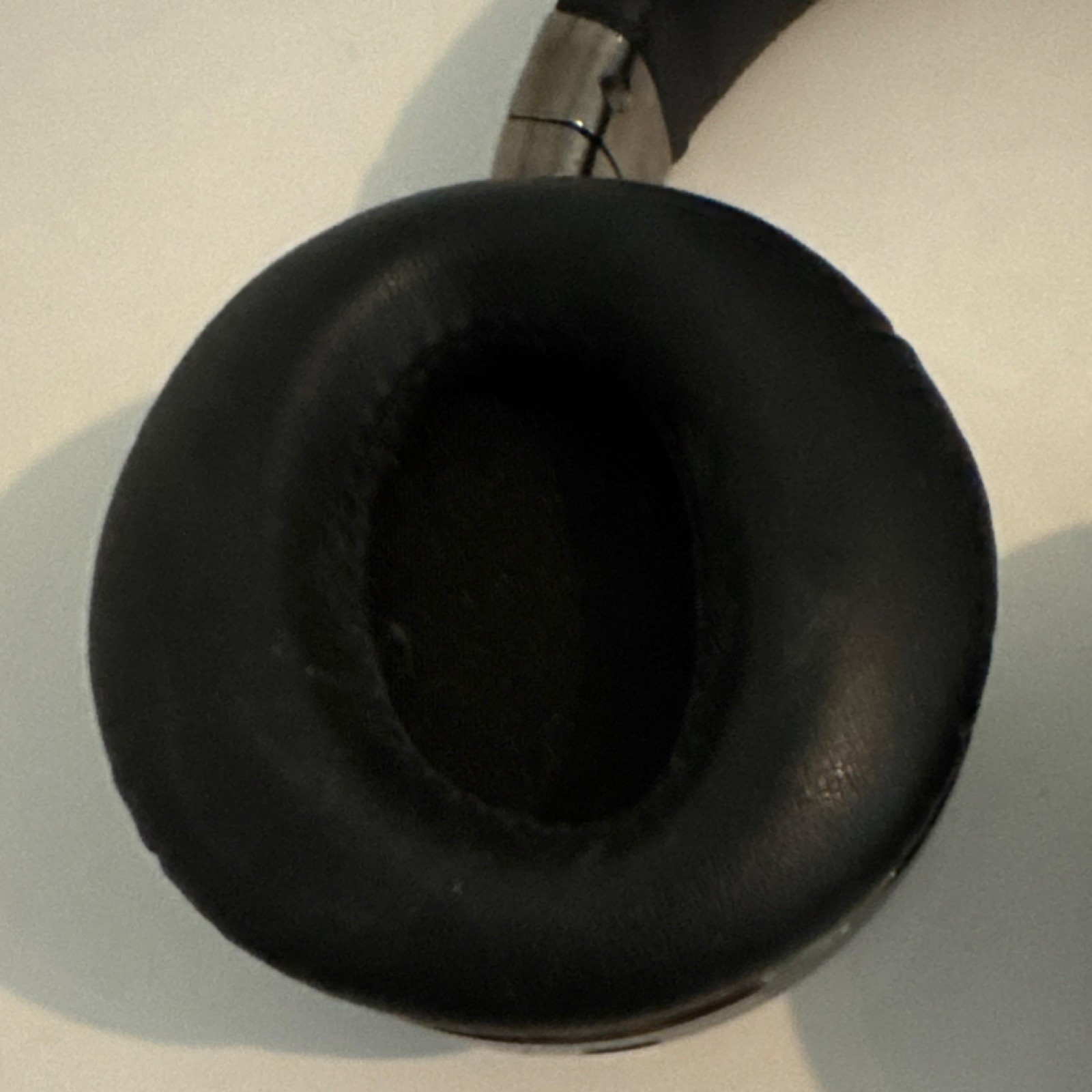 Cowin Over-Ear Headphones Black Headband Double Ear-Cup (Over the Ear)