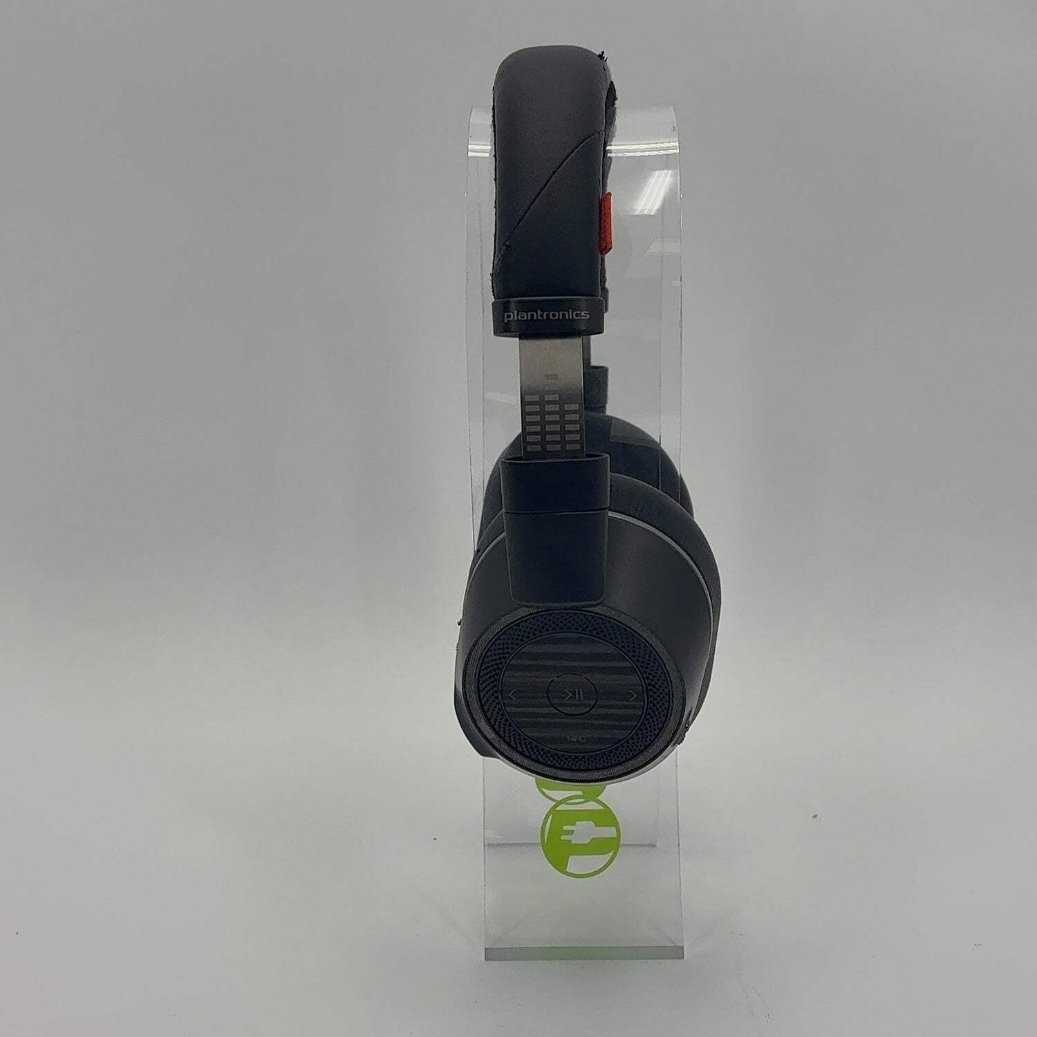 Plantronics B8200 Wireless Over-Ear Bluetooth Headphones Black B00040