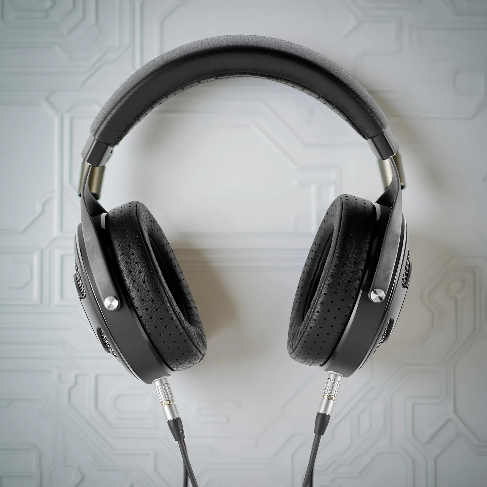 Focal Utopia 2022 Open-Back Wired Headphones – Black