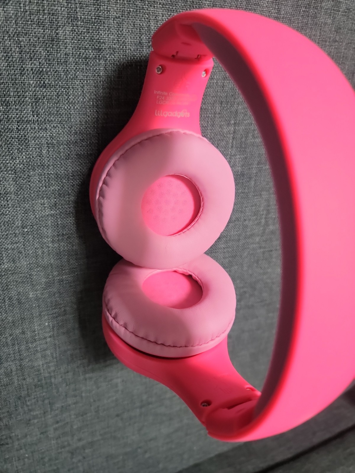 🏷LilGadgets Connect+Pro Wired Kids Headphones Pink AUX Cab Pouch Open Box New