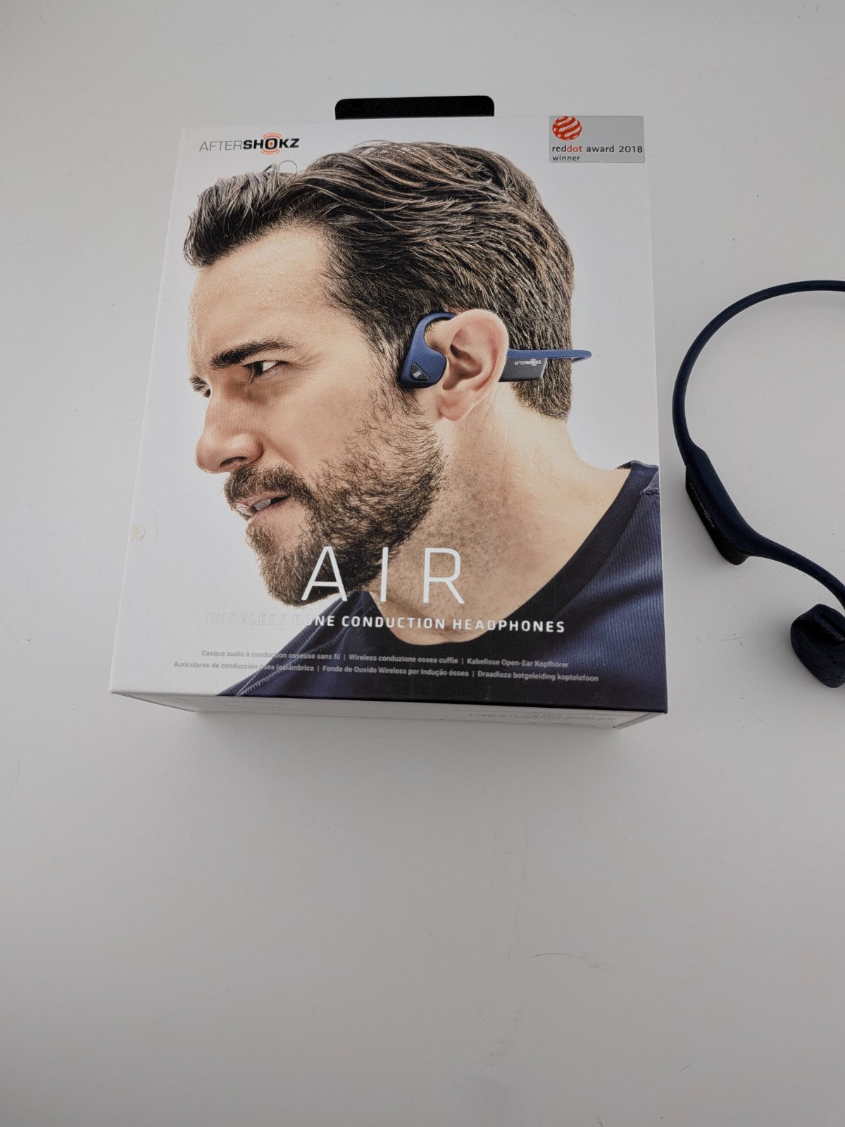 SHOKZ AfterShokz Bone Conduction Open-Ear Headphones Midnight Blue -working