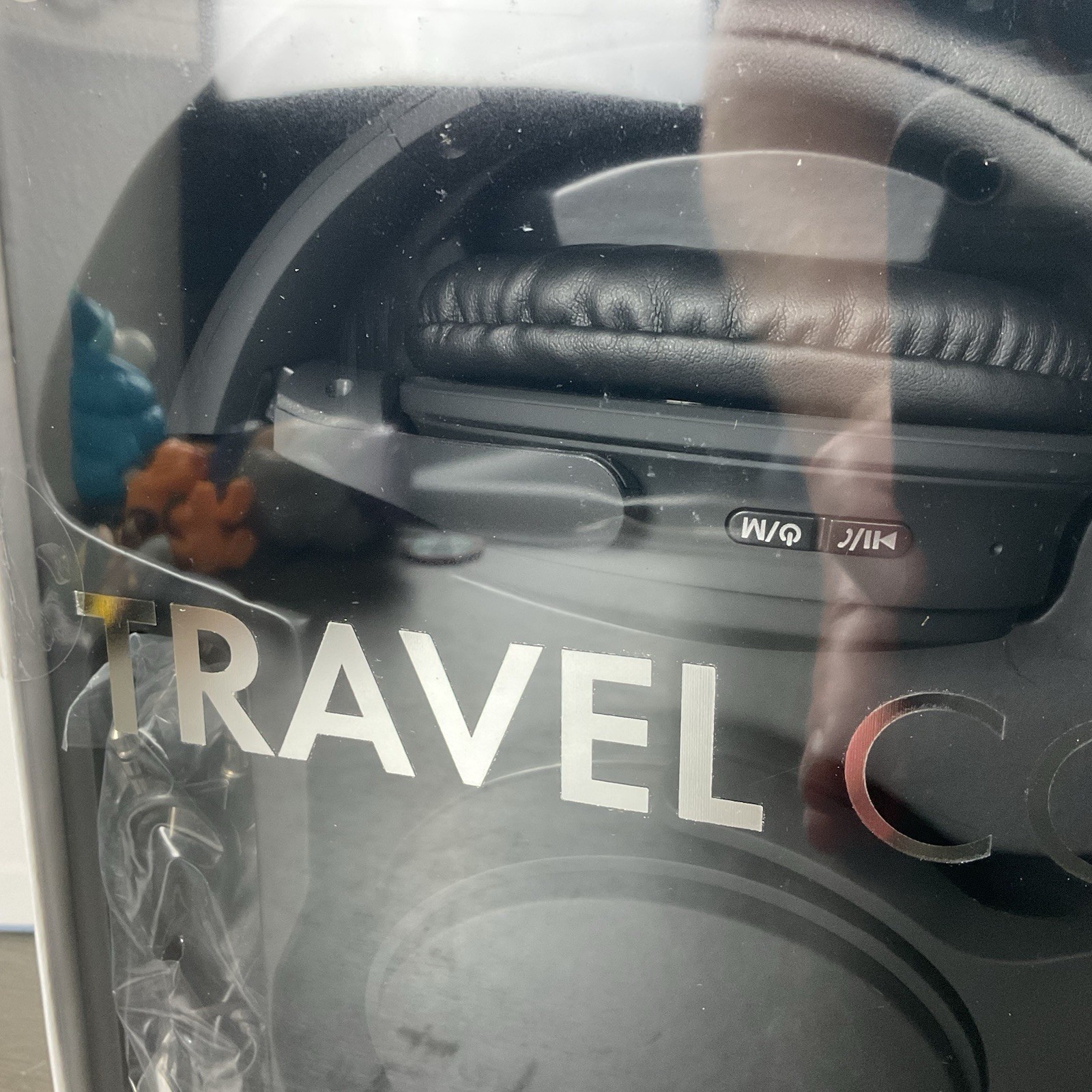 Lifestyle Advanced Travel Combo Wireless Bluetooth Headphones/Phone Holder | NIB