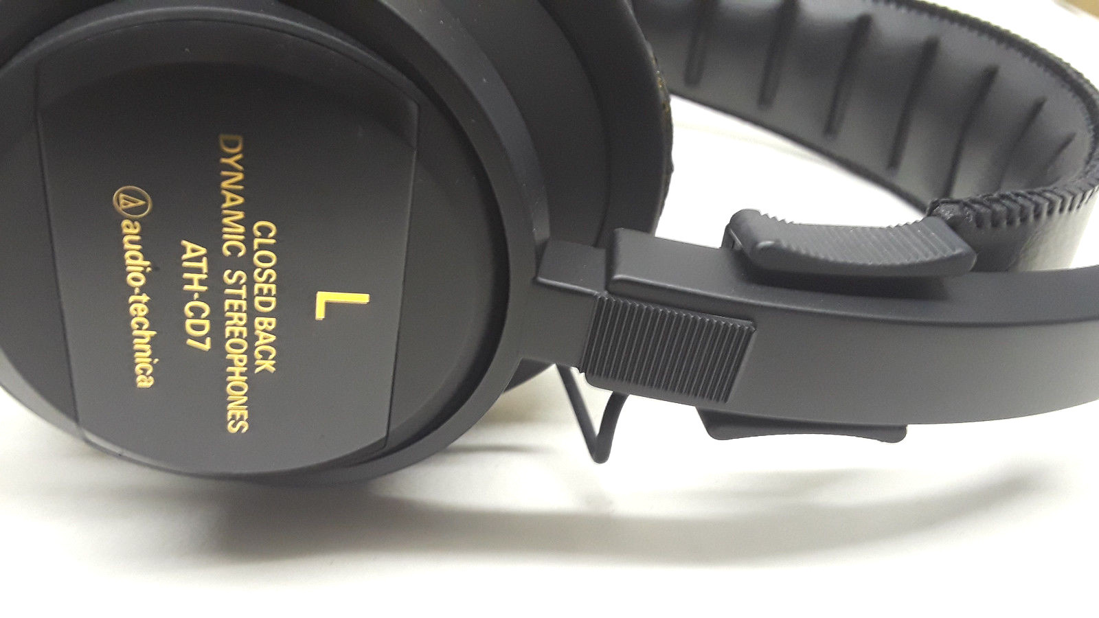 Audio Technica ATH-CD7 Closed Back Dynamic Stereophones | Made in Japan (New!)