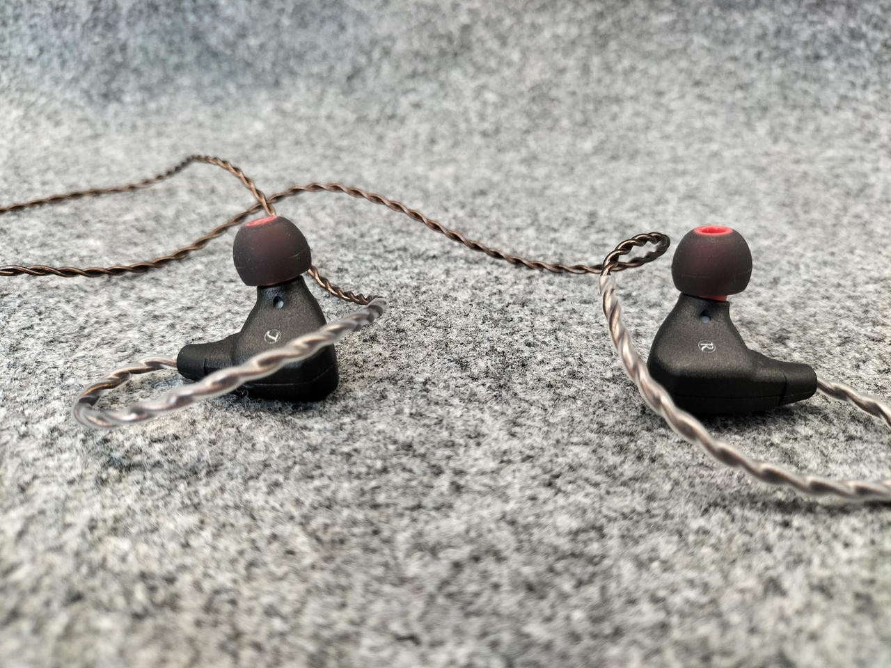 DUNU Titan S 11mm Dynamic Driver IEMs Zinc Alloy – Pre Owned w/ 3Mo Warranty
