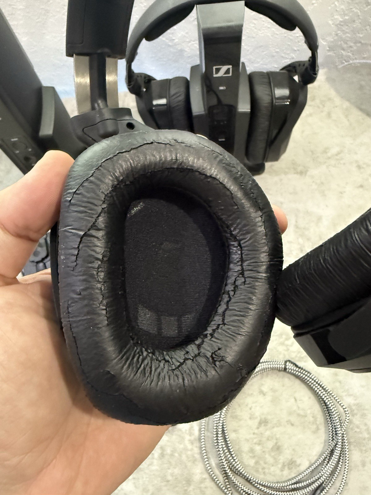 SENNHEISER HDR-175 TR-175 Digital TV Wireless Headphones w cable tested working