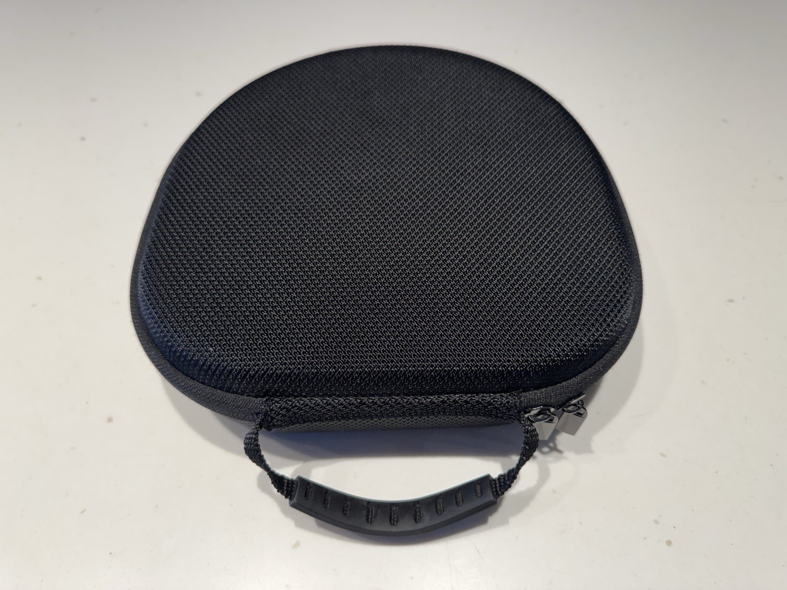 Apple AirPods Max, Space Gray, Lightning, Silicone Ear Cup Covers, Case, Xtras